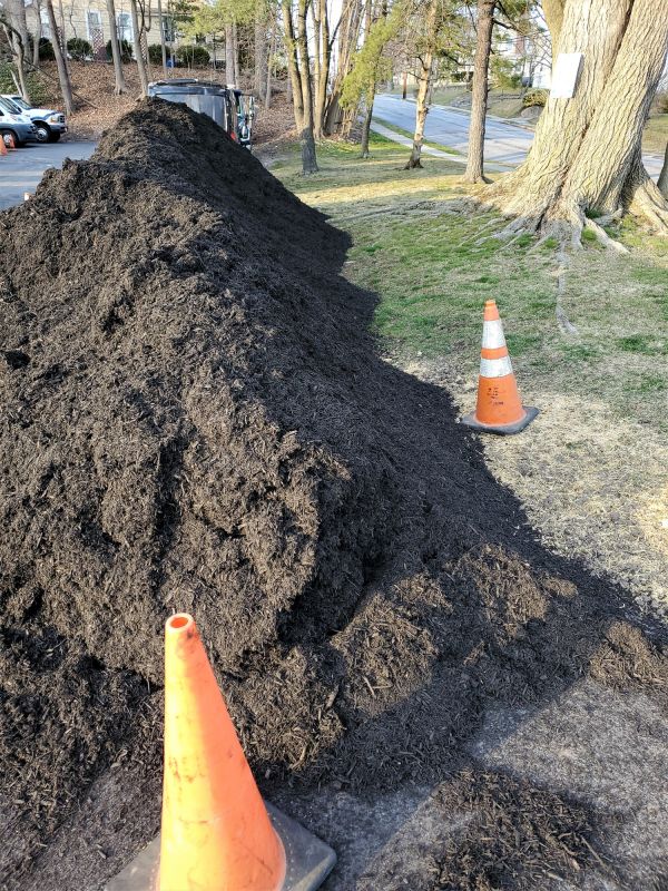 Landscape Mulch Delivery