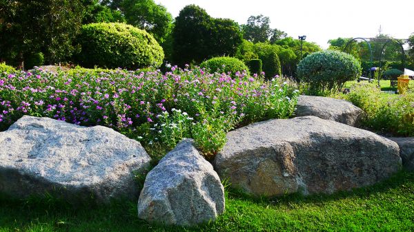 Boulder Landscaping in Eau Claire