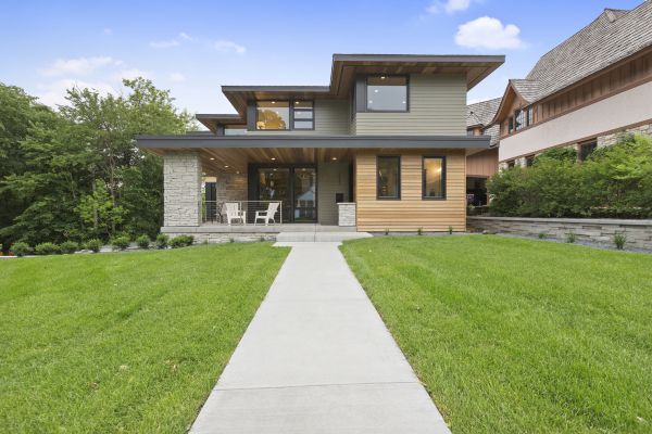 Modern Landscaping in Eau Claire