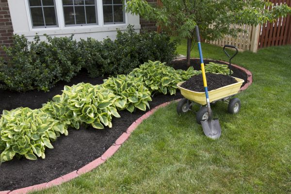 Landscape Mulching in Eau Claire